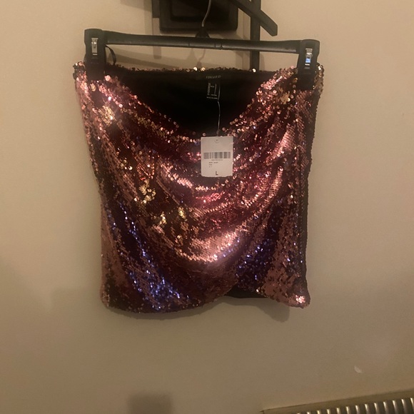 Sequined Mini - Picture 2 of 3